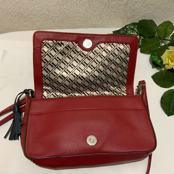 TIGNANELLO Red Pebbled Leather Organizer Shoulder Bag Crossbody Handbag Purse - Picture 13 of 13